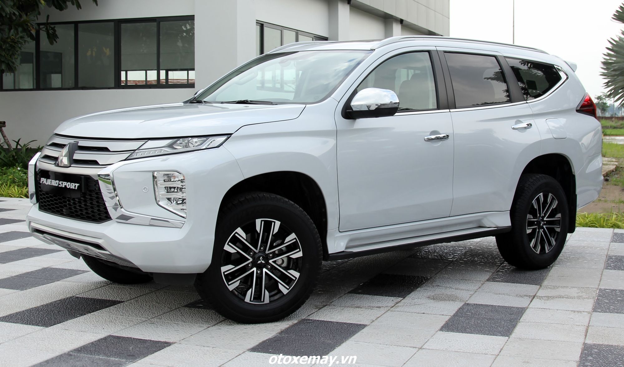 Bản cao cấp nhất Mitsubishi Pajero Sport 2020 giá 1,345 tỷ đồng có gì?